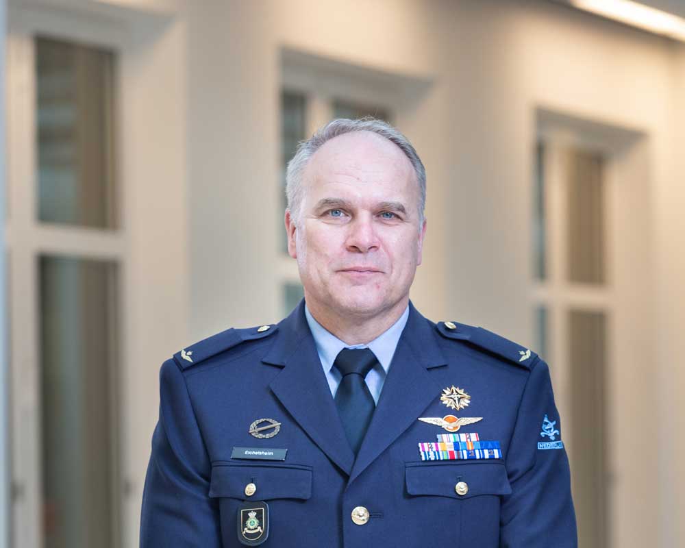 General Onno Eichelsheim (CHOD)